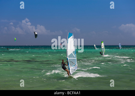 Mauritius, westlichen Mauritius, Le Morne Halbinsel, Windsurfer Stockfoto