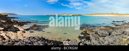 Der herrliche Sandstrand und die Bucht von Balnakeil, Durness, Sutherland in Schottland mit Blick auf Faraid Kopf & Cape Wrath Panorama Stockfoto