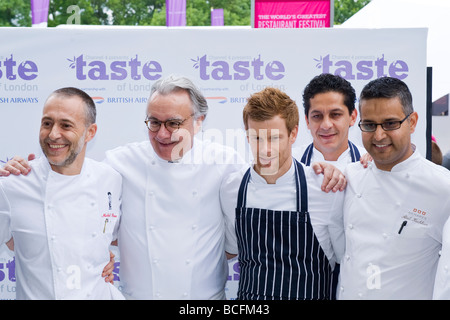 Geschmack von London Eröffnungsfeier mit Köchen in weißen Michel Roux Jr., Joel Robuchon, Tom Aikens? , Atul Kochhar Stockfoto