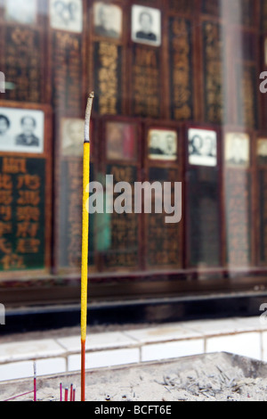 Ein Begräbnis-Zimmer ist im Kun Iam Tempel in Macau, China gesehen. Stockfoto