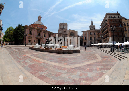 Platz Plaza De La Virgen und el Miguelet Turm in der Altstadt in der Nähe von Kathedrale von Valencia, Valencia, Spanien Stockfoto