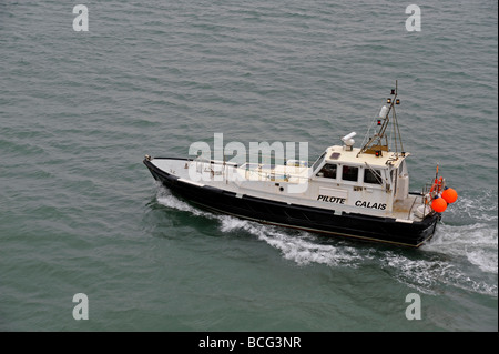 Hafen-Motorboot-Pilot bei Calais Frankreich Stockfoto