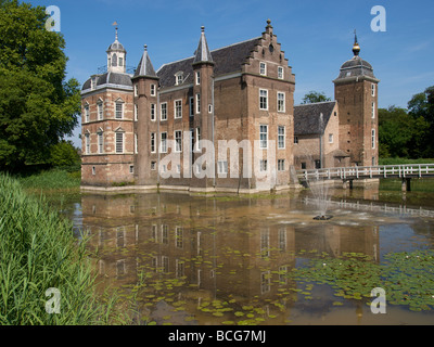 Huize Ruurlo Schloss Ruurlo Gelderland Niederlande es ist im Jahre 1326 erstmals erwähnt. Stockfoto