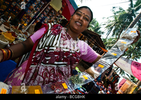 Anjuna wöchentliche Hippie-Flohmarkt Goa Indien Stockfoto