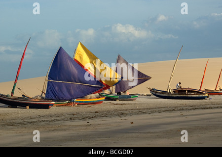 "Jangadas", typisch brasilianischen Fischerboot am Strand Jericoacoara, Ceara, Brasilien Stockfoto