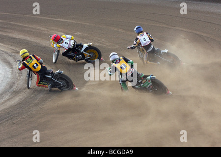 Speedwayrennen an Svansta Rennstrecke in Nyköping, Schweden. Stockfoto