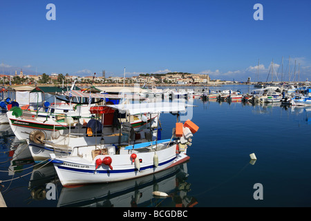 Die Fischerei-Bootshafen in Iraklion, Kreta, im Juli 2009 Stockfoto