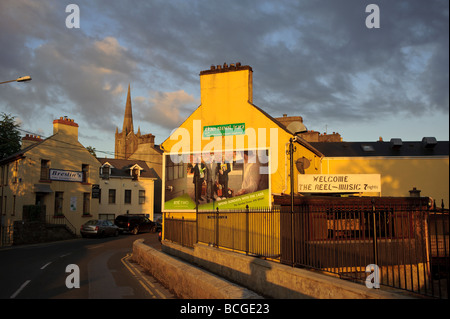 Donegal Town Straßenszenen in Irland Stockfoto