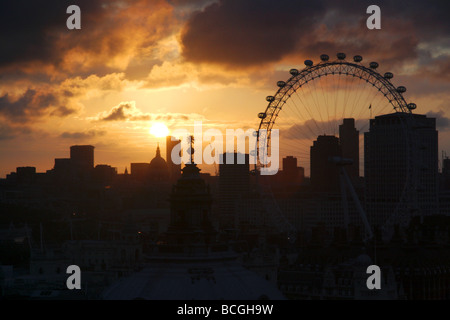 Am frühen Morgen Blick auf Westminster und London Stockfoto