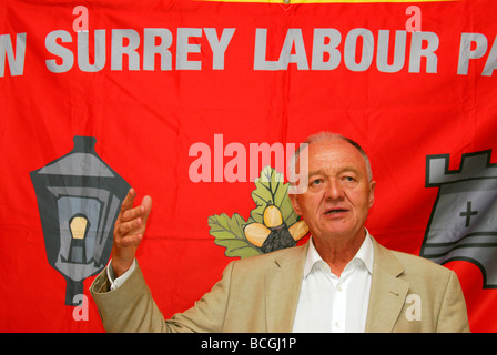 Ehemalige GLC Führer und Londoner Bürgermeister Ken Livingstone anlässlich South West Surrey Arbeit Teil Sommer Abendessen, Headley, Hants UK. Stockfoto