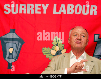 Ehemalige GLC Führer und Londoner Bürgermeister Ken Livingstone anlässlich South West Surrey Arbeit Teil Sommer Abendessen, Headley, Hants UK. Stockfoto