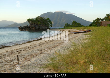 Strand auf Pantar Insel Alor Archipel Lesser Sunda-Inseln Indonesien Stockfoto