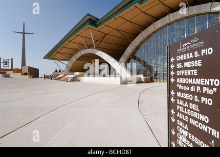 San Giovanni Rotondo Apulien Italien Heiligtum von Padre Pio von Renzo Piano entworfen Stockfoto