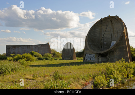 Drei Klingen Spiegel auf Denge, Romney, Kent UK Stockfoto