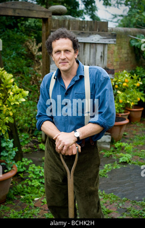 TVModeratorin, BioGärtner, Autor und Referent auf Gartenbau Monty Don