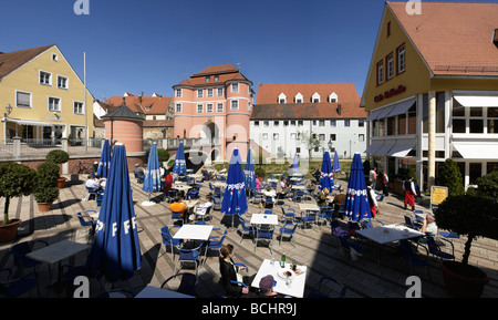 Ried City Gate Fluss-Kanal Wornitz Donauworth in Bayern der romantischen Straße Deutschland Mai 07 Stockfoto