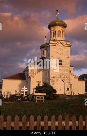 Adler thront auf Russisch Orthodoxen Kirche Unalaska AK Stockfoto