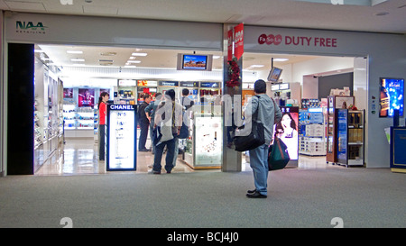 Duty free-Shop Narita Internationaler Flughafen Tokio Japan Stockfoto