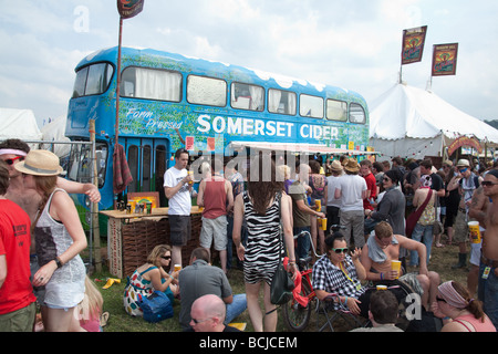 Apfelwein-Bus beim Glastonbury Festival 2009 Stockfoto