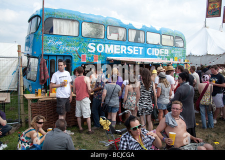 Apfelwein-Bus beim Glastonbury Festival 2009 Stockfoto