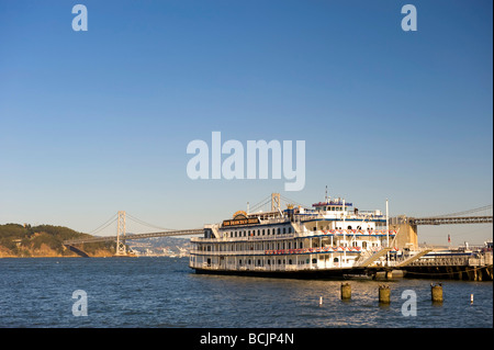 USA, Kalifornien, San Francisco, Embarcadero, Oakland Bay Bridge Stockfoto