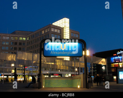 Deutschland Berlin Alexanderplatz Alexander-Platz u-Bahnstation Stockfoto