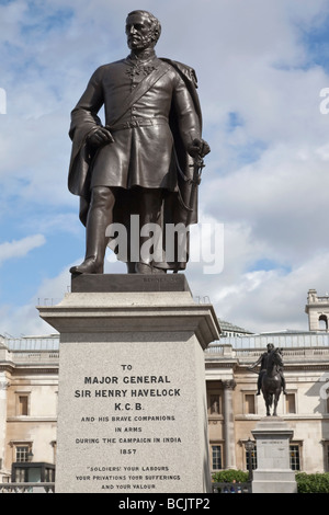 Die Statue von Major General Sir Henry Havelock KCB am Trafalgar Square in London Stockfoto