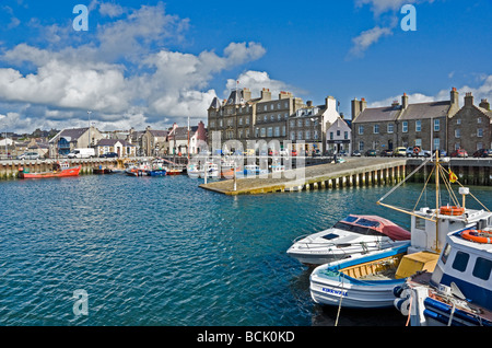 Schottland, Kirkwall Hafen Orkney mit Fischerei- und Boote an einem sonnigen Junitag Stockfoto