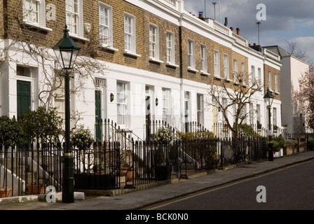 Bramerton Straße Chelsea, London SW3 Reihe Häuser typischen Terrasse von Einfamilienhäusern in England. HOMER SYKES