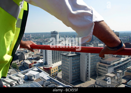 Luftaufnahme von Birmingham von einem Kran am Bau der neuen Eigenschaft am Ende der Colmore Reihe beteiligt. Stockfoto