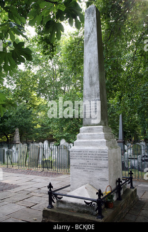 Grab von Daniel Defoe, Bunhill Fields, London Stockfoto