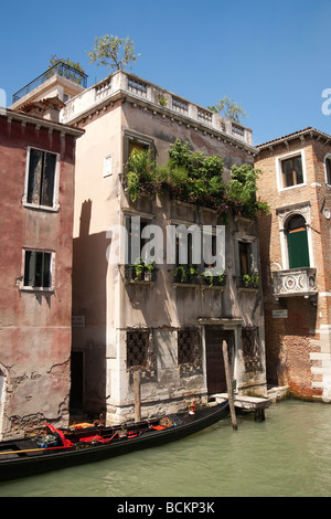 Venedig beherbergt den Canal Grande Lage Ramo Moro Lin Stockfoto