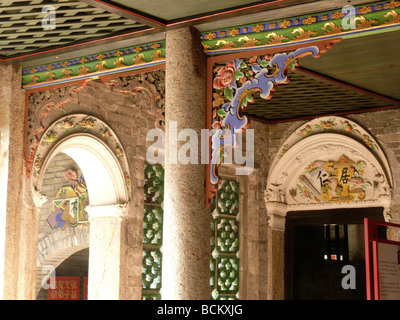 China-Hong Kong-Tang-Clan-Studie Ahnenhalle. Chinesische architektonische Detail aus Holz schnitzt Motiv der traditionellen Kunst Stockfoto