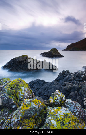 Felsinseln vor Murlough Bay an der Causeway Coast County Antrim Nordirland September 2008 Stockfoto