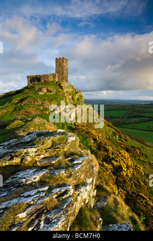 St. Michael de Rupe Church auf Brent Tor Brentor Dartmoor National Park Devon England Frühjahr April 2009 Stockfoto