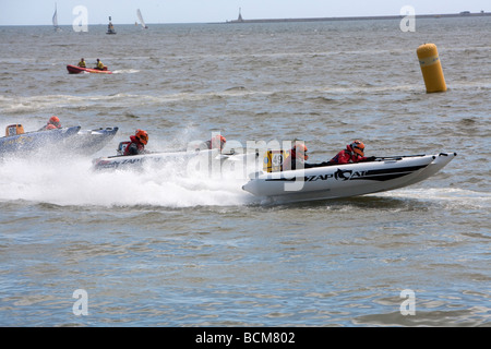 Zapcat Thundercat Motorboot Rennen. Plymouth Sound. Juli 2009 Stockfoto
