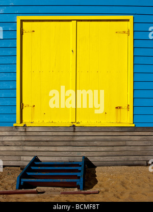 Eine Front aus einer bunten Strand-Box. Stockfoto