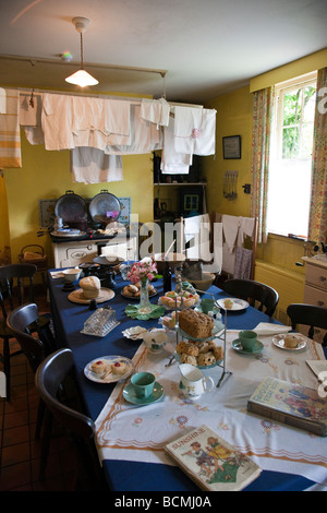 Die Küche in der Welt von James Herriot Museum Kirkgate Thirsk North Yorkshire Stockfoto