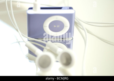 IPod Shuffle und Ohrhörer details Stockfoto