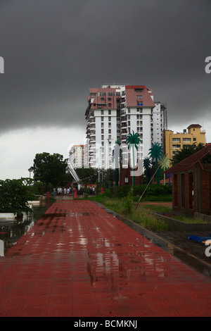 Schiffsantrieb Cochin im Monsun Stockfoto