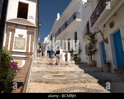 Frigiliana ist eines der schönsten andalusischen "weiße" Dörfer des südlichen Spanien in die Alpujarras. Stockfoto