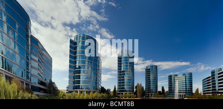 Oracle Corporation Hauptsitz, der "Emerald City" in Redwood Shores, Kalifornien bekannt. Das ist ein Bild mit hoher Auflösung. Stockfoto