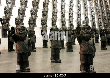 Gent, Belgien, Installation Tanz mit dem Teufel des deutschen Künstlers "Ottmar Hoerl Stockfoto