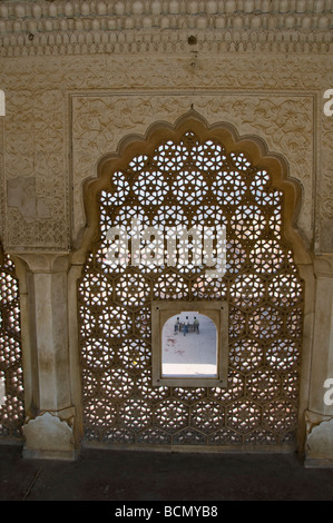 Amber Fort, marmorierte Bildschirme, geschnitzt aus einem Stück Marmor, Ganesh Pol Tor, kühlen Brisen, anzeigen, Jaipur, Rajasthan, Indien Stockfoto