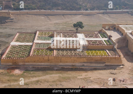 Amber Fort, mit Meerblick, von Mauern umgebene Stadt, Elefanten, Parks, Gärten, getrocknet Seegrund, Befestigungen, Tore, Jaipur, Rajasthan, Indien Stockfoto