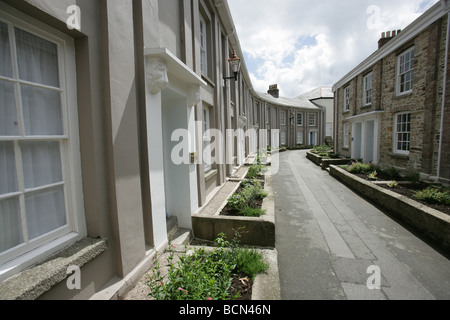 Stadt von Truro, England. Zeile der georgische Stadthäuser in Truro Walsingham statt. Stockfoto