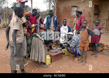 Äthiopien-Omo Tal Konso Menschen humanitäre Hilfe aus den usa Stockfoto