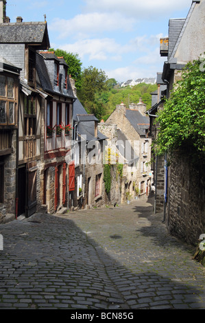 Rue de Jerzual in Dinan Stockfoto