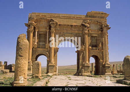 Algerien West Gate römische Stätte von Timgad zum UNESCO-Weltkulturerbe-Algerien Stockfoto