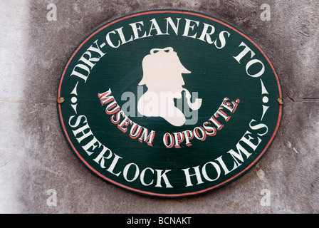 Chemische Reinigungen, Sherlock Holmes unterzeichnen vor Geschäft in der Baker Street London Stockfoto